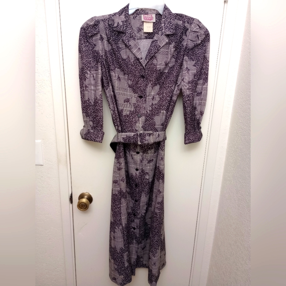 True Vintage CALIFORNIA LOOKS Dress with Matching Belt!